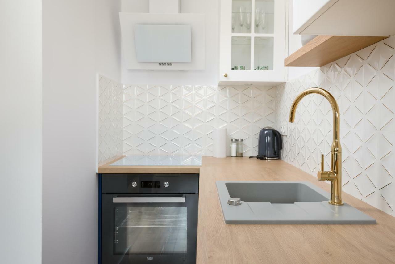 King4You Apartments Вроцлав Екстериор снимка