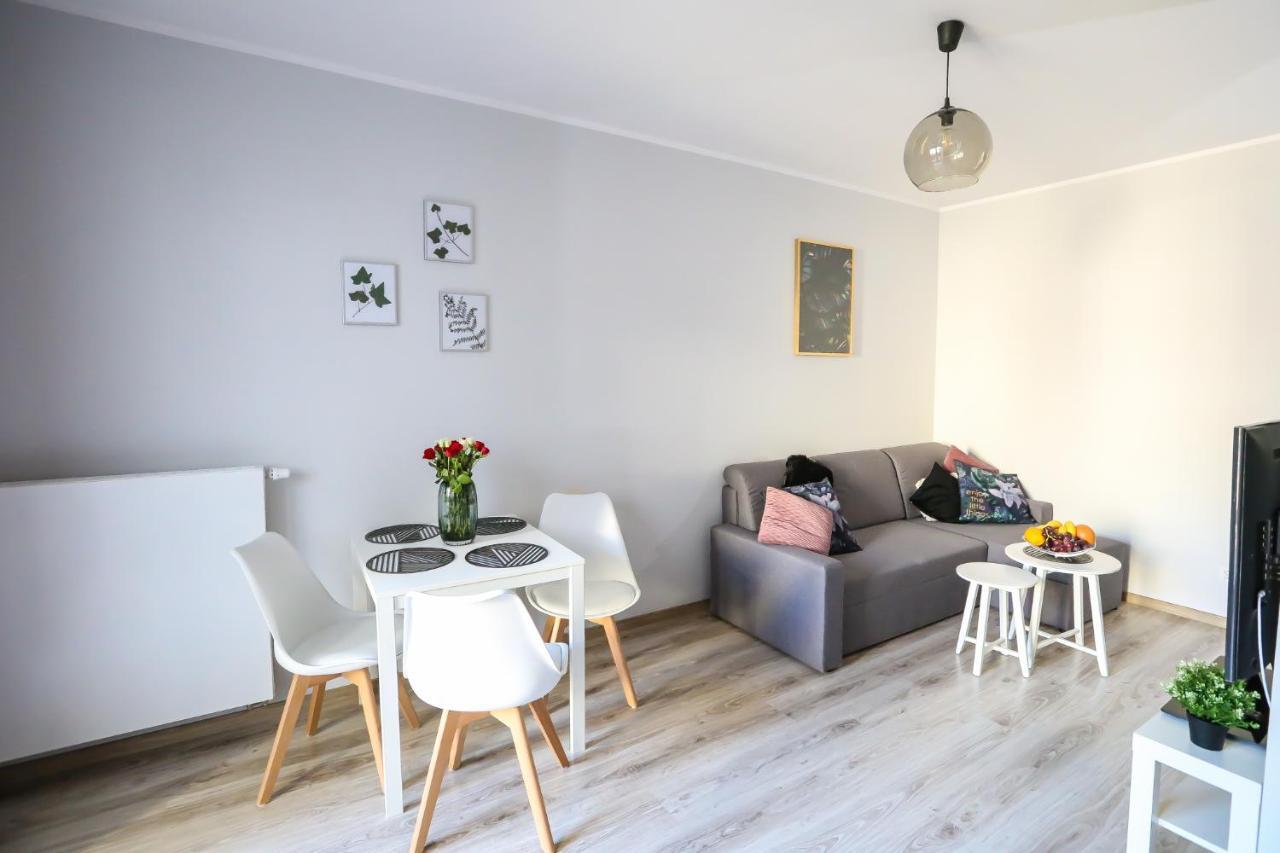 King4You Apartments Вроцлав Екстериор снимка
